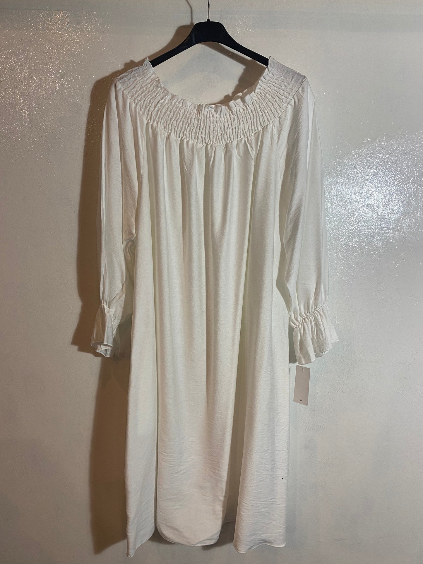 Vestido con bajo de encaje Talla 3XL