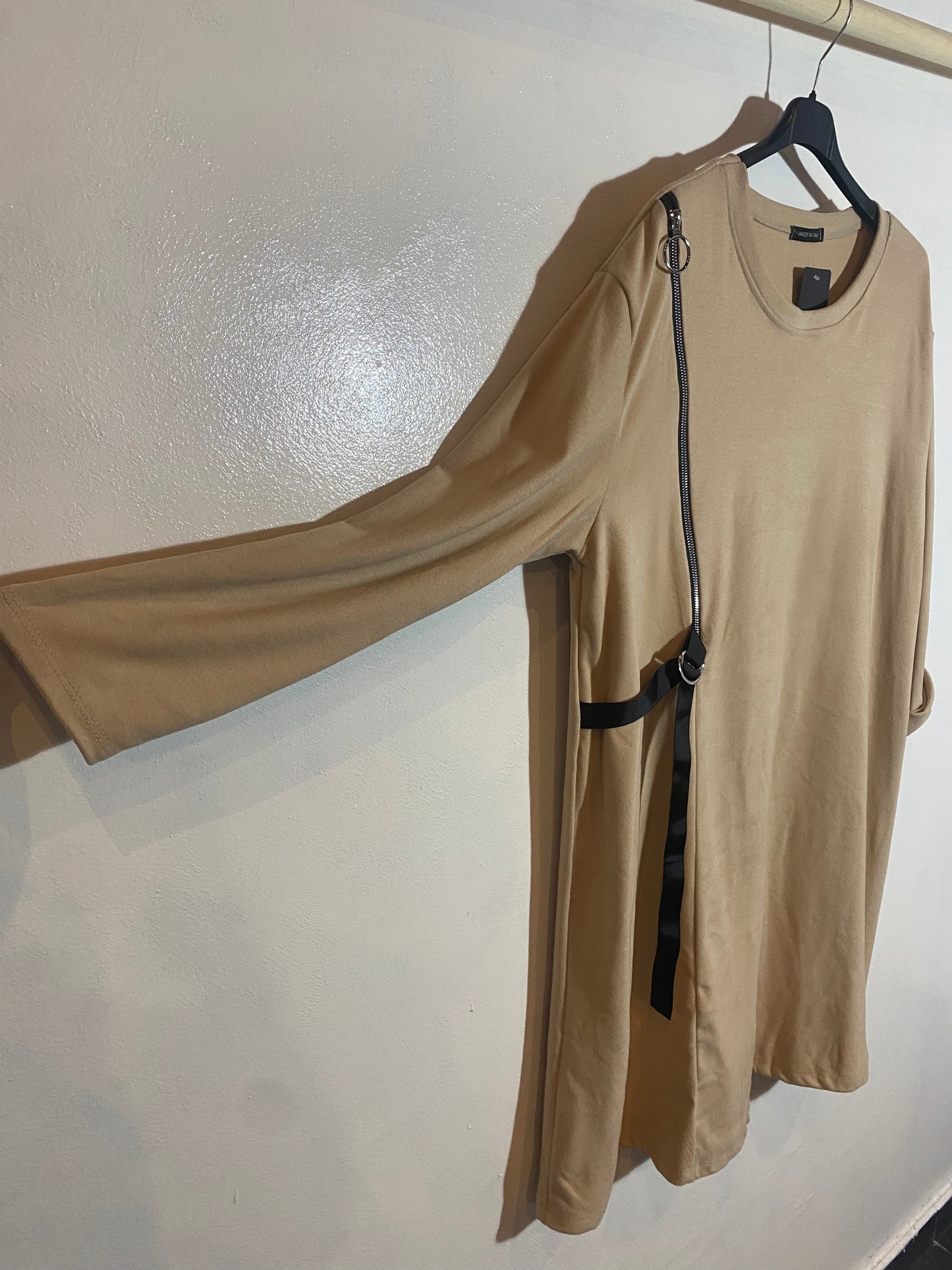Kleid mit Reißverschluss Größe 2XL