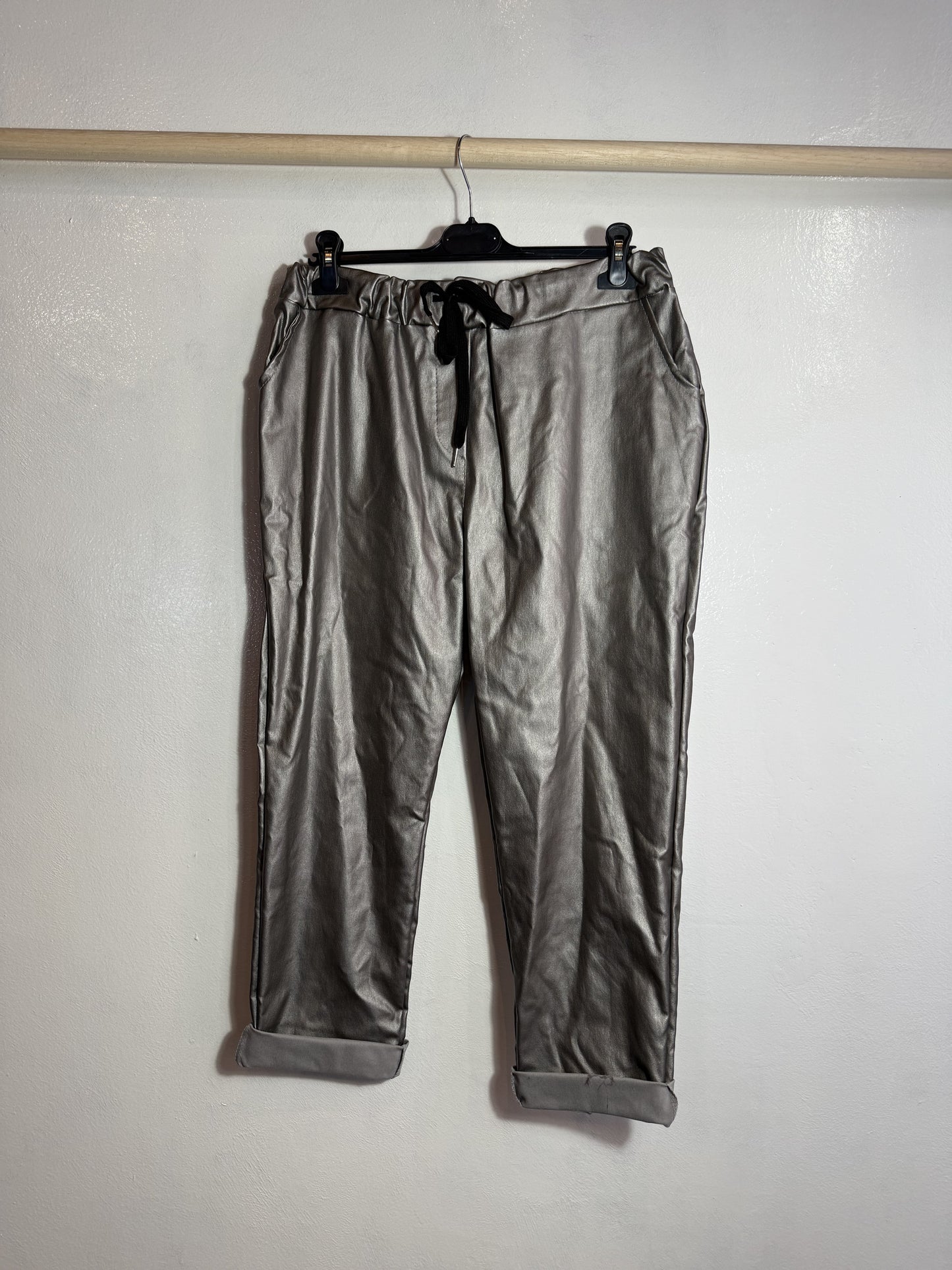 Pantaloni di ecopelle Tg.1XL