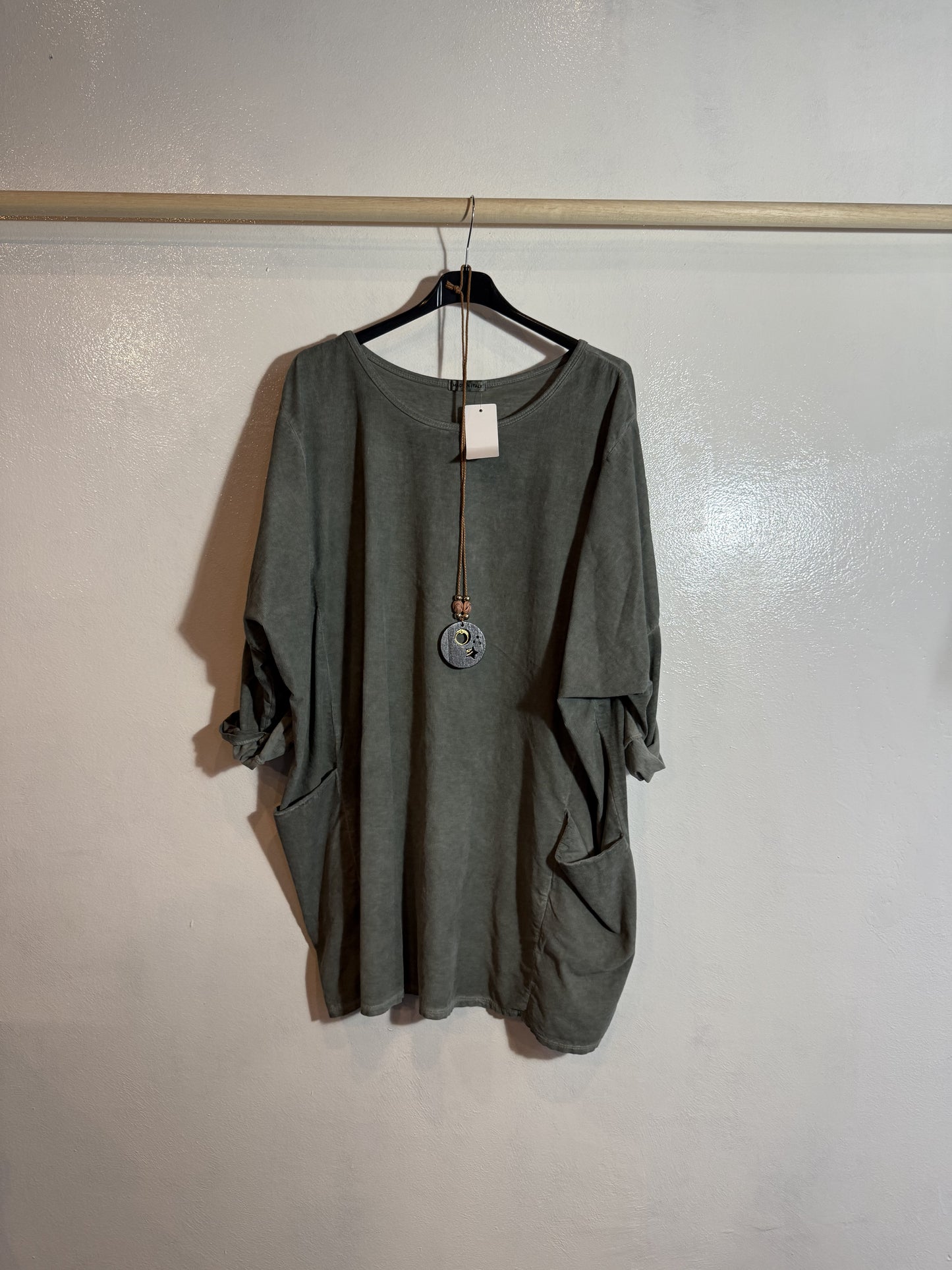 Maglia con la collana Tg.3XL