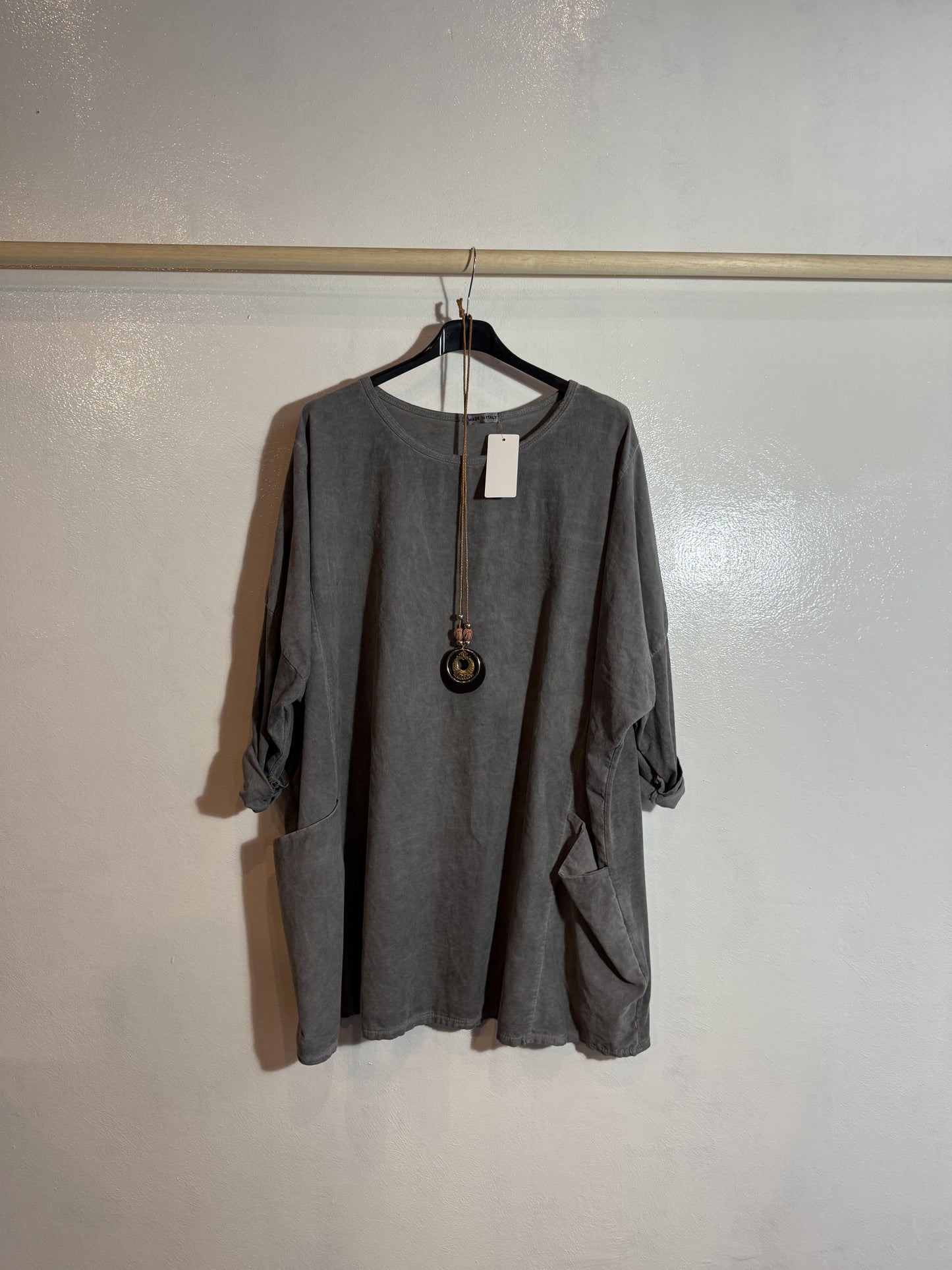 Maglia con la collana Tg.3XL