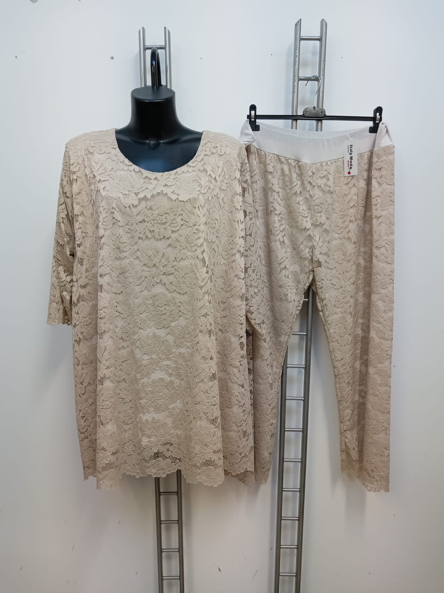 Completo di pizzo Tg.4XL