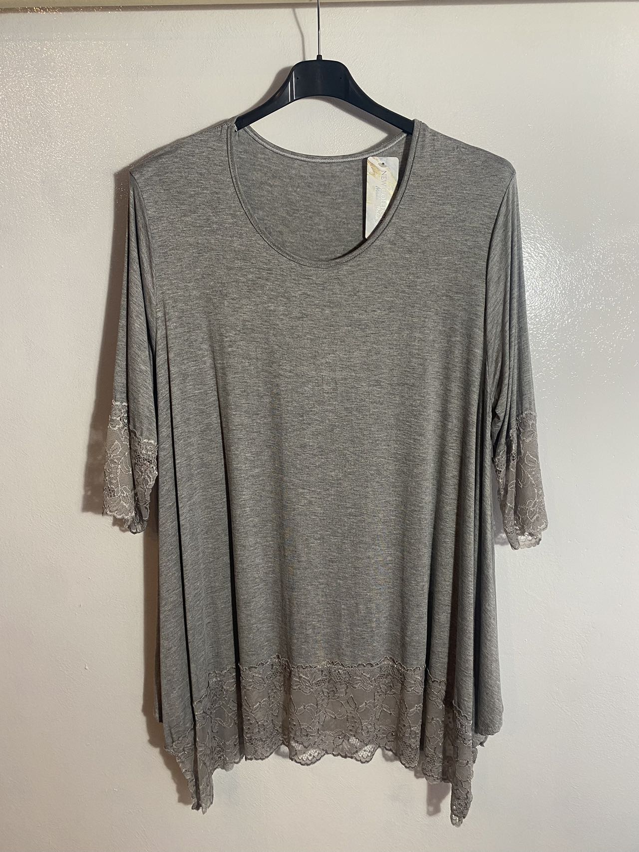 Maglia con rifinizione di pizzo Tg.2/3XL