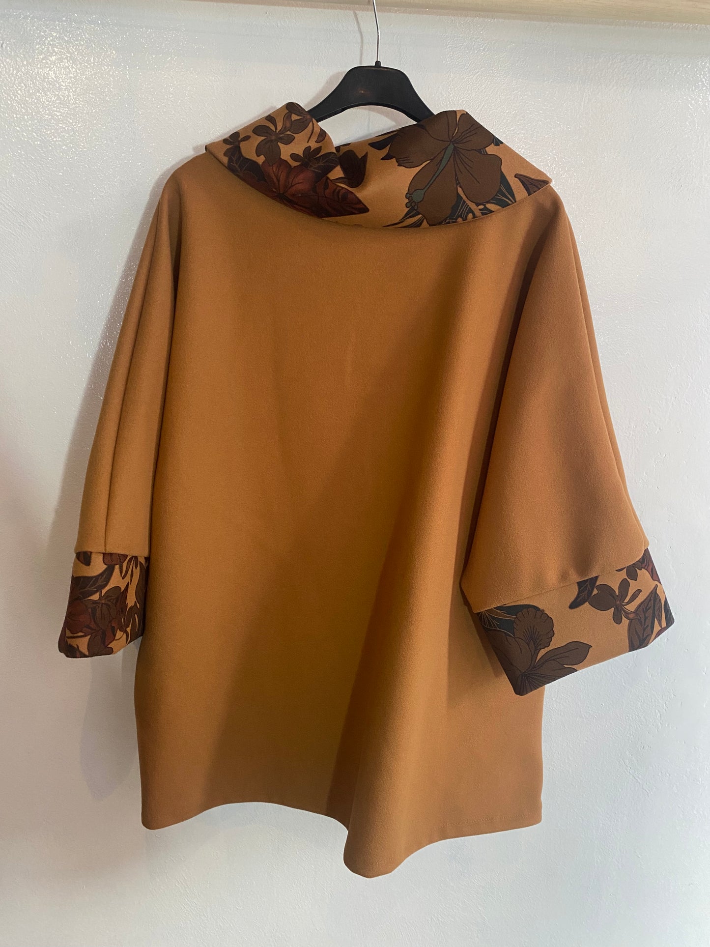 Giacca con il collo Tg.2XL