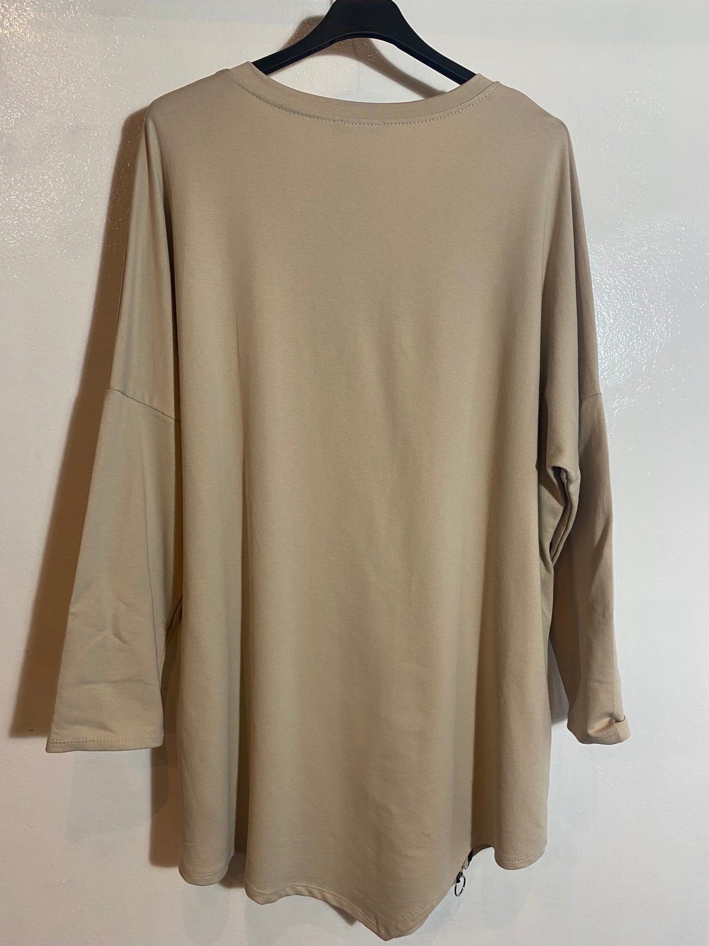 Hemd mit Tagila-Aufdruck. 2XL