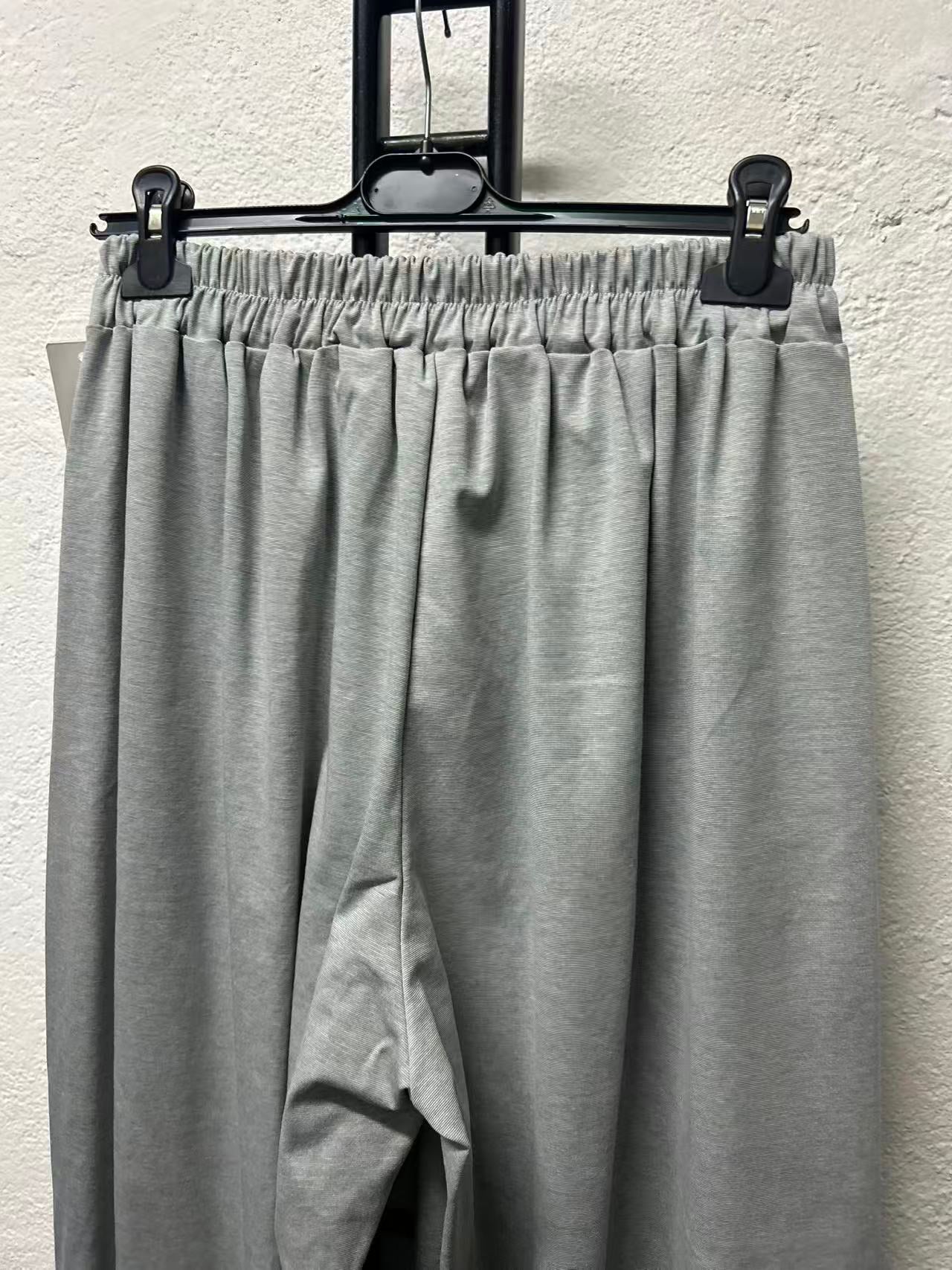 Pantaloni Tg.3XL