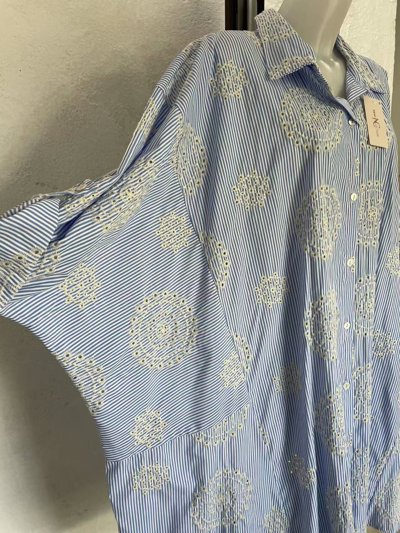 Camicia con ricamo Cod.Fe062 Tg.66+ - taglie_forti